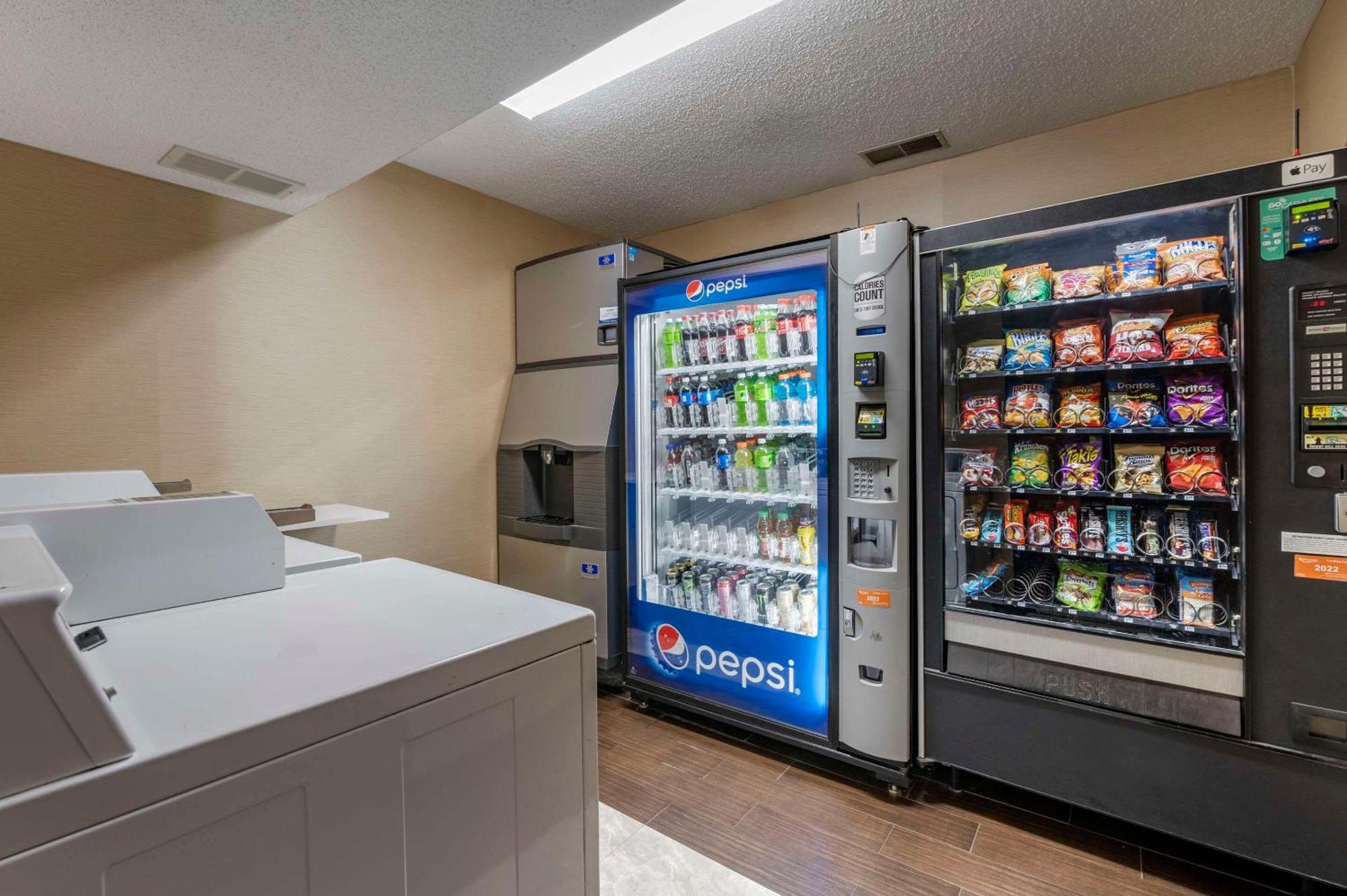 Comfort Inn Romeoville - Bolingbrook Εξωτερικό φωτογραφία