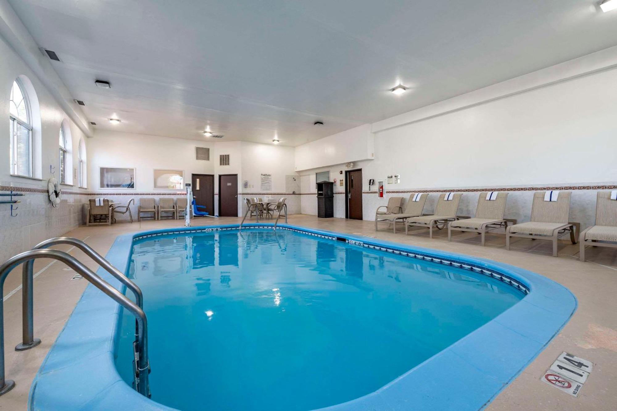 Comfort Inn Romeoville - Bolingbrook Εξωτερικό φωτογραφία
