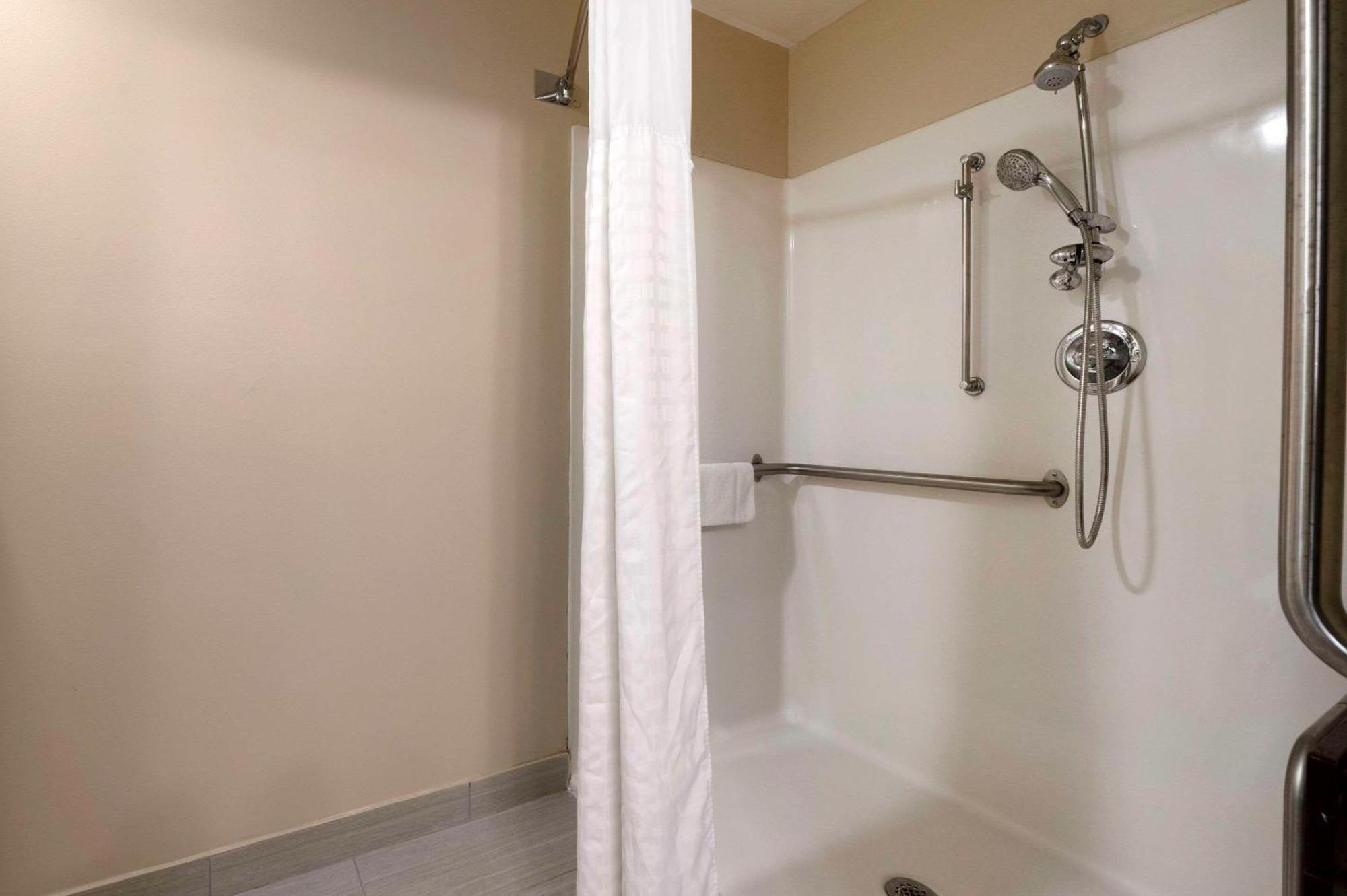 Comfort Inn Romeoville - Bolingbrook Εξωτερικό φωτογραφία
