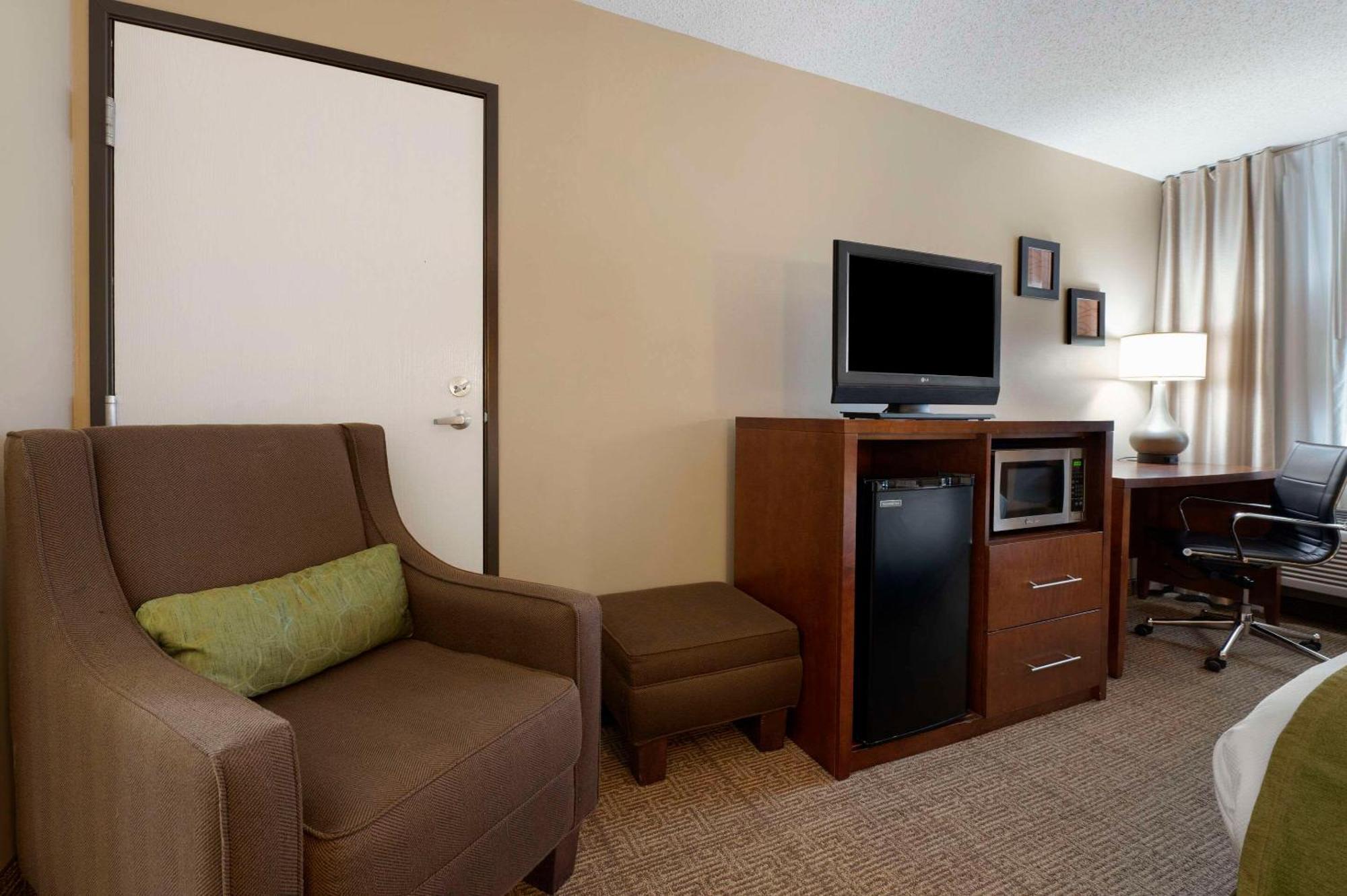 Comfort Inn Romeoville - Bolingbrook Εξωτερικό φωτογραφία
